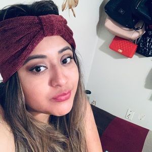 Meet your Posher, Monserrat